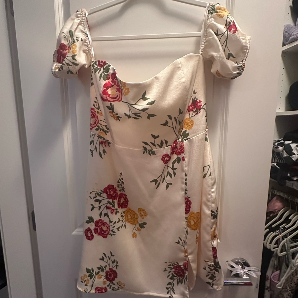 Park & Fifth Cream Floral Dress